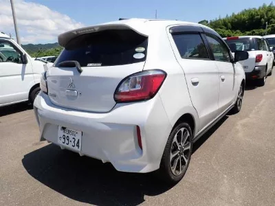 MITSUBISHI MIRAGE