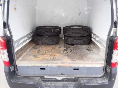 Nissan NV350 Caravan