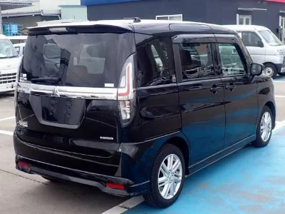 Mitsubishi Delica D:2
