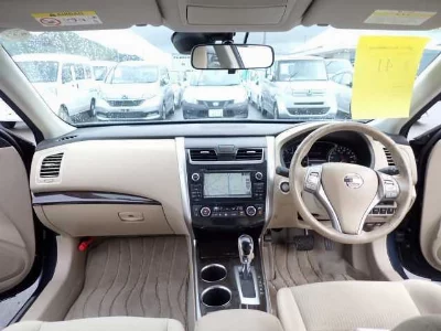 NISSAN TEANA