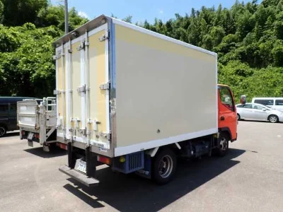 Mitsubishi Fuso Canter