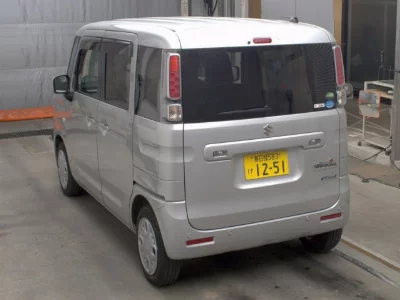 Suzuki Spacia