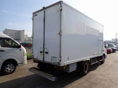 Hino DUTRO