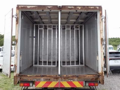 Mitsubishi Fuso Canter