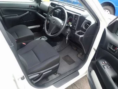 Toyota SUCCEED VAN