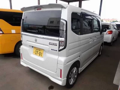 Suzuki Spacia Custom