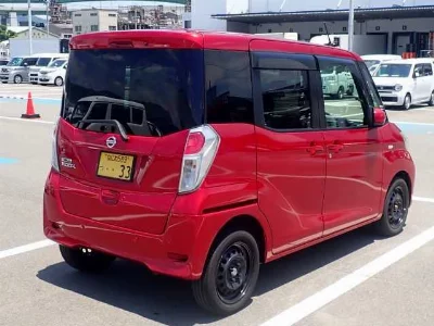 Nissan Dayz Roox