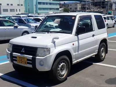Mitsubishi Pajero Mini