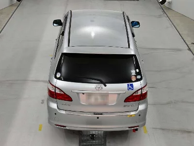 Toyota Ipsum