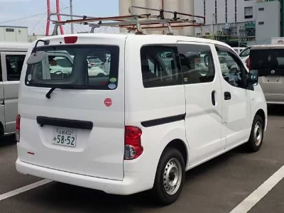 Nissan NV200 VANETTE VAN