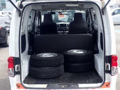Nissan NV200 VANETTE VAN