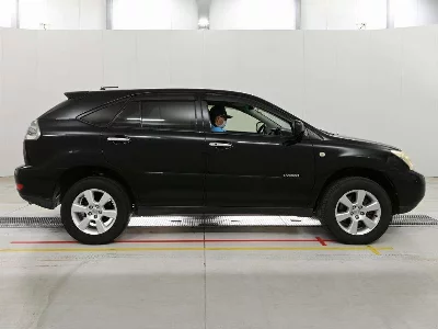 Toyota HARRIER HYBRID