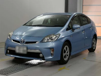 Toyota Prius PHV