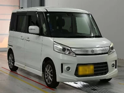 Suzuki Spacia Custom
