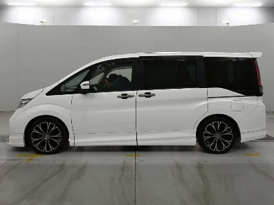 Honda STEPWGN SPADA