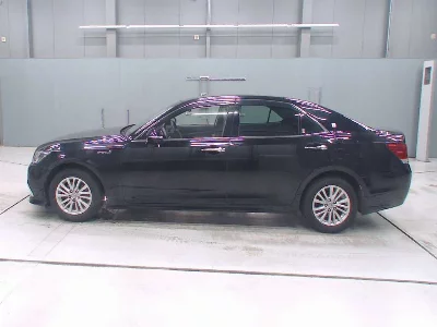Toyota CROWN HYBRID
