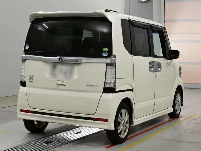 Honda N BOX CUSTOM