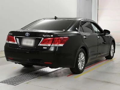 Toyota CROWN HYBRID