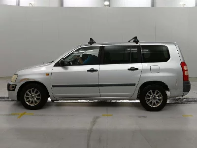 Toyota SUCCEED VAN