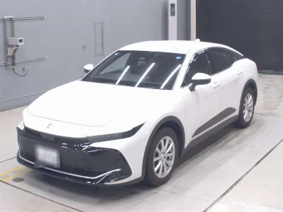 Toyota Crown Crossover