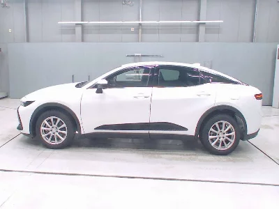Toyota Crown Crossover