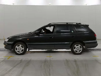 Toyota Caldina