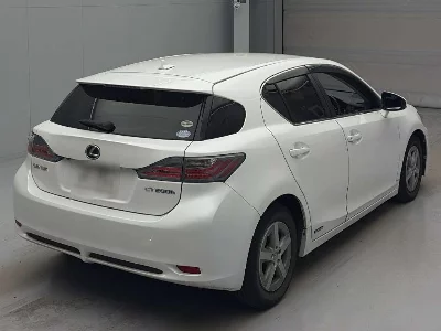 Lexus CT200h