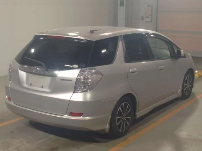 Honda FIT SHUTTLE HYBRID