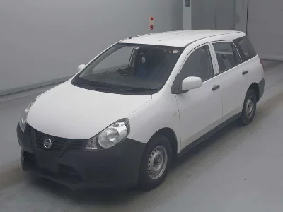Nissan AD