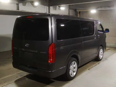 Toyota HiAce Van