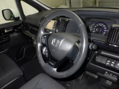 Honda STEPWGN SPADA