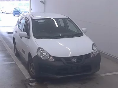 Nissan AD