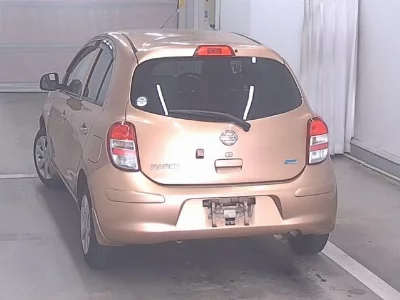 Nissan March