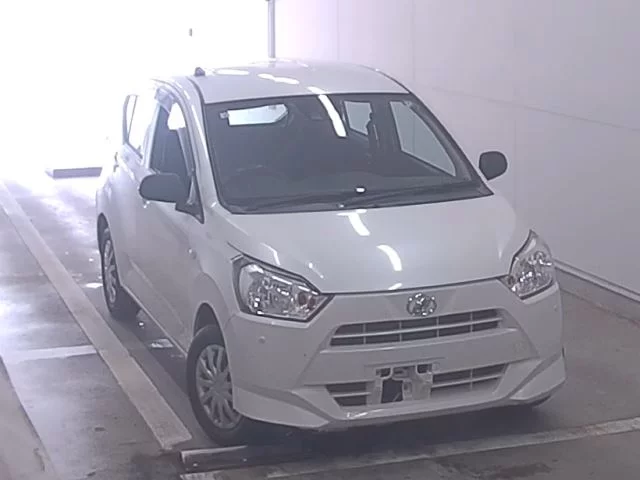 Daihatsu Mira e:S  с аукциона в Японии