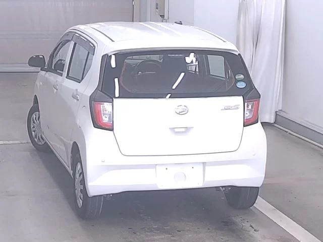 Daihatsu Mira e:S  с аукциона в Японии