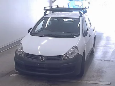 Nissan AD