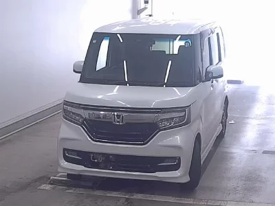 Honda N BOX CUSTOM
