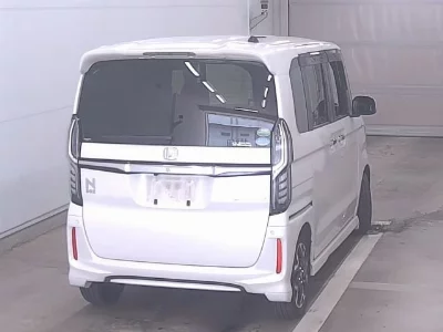 Honda N BOX CUSTOM