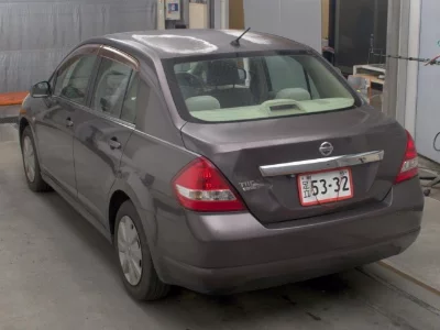 Nissan Tiida Latio