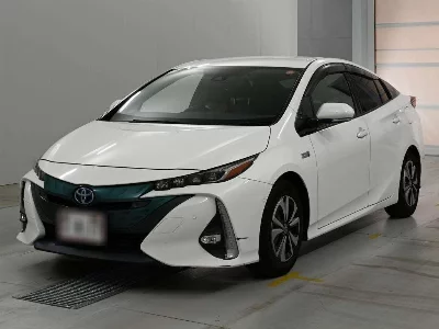 Toyota Prius PHV