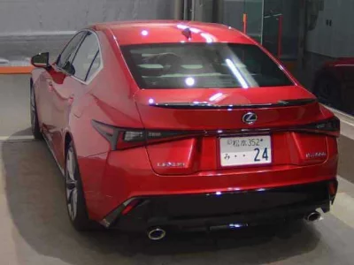 LEXUS IS