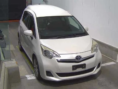 Toyota Ractis