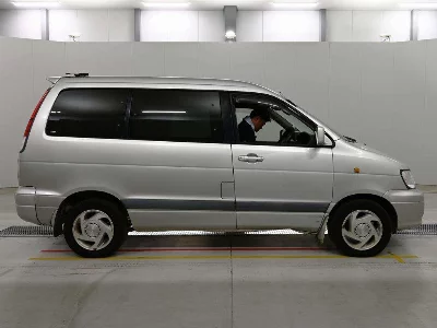Toyota TownAce Noah