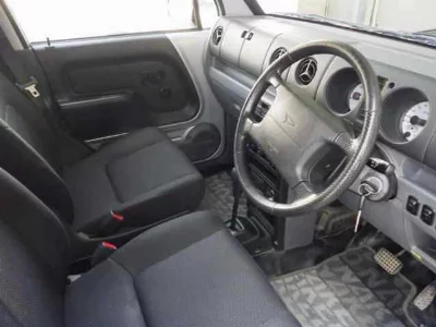 Daihatsu Naked