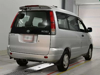 Toyota TownAce Noah