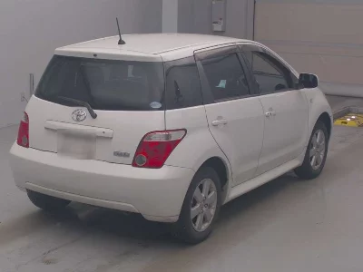 Toyota Ist