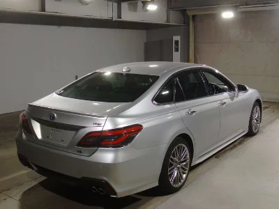 Toyota CROWN HYBRID
