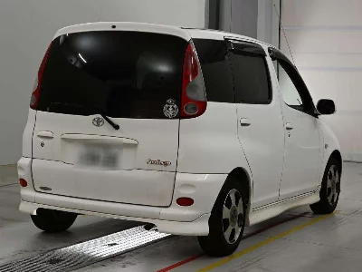 Toyota FUN CARGO