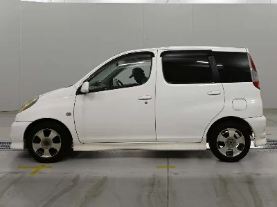 Toyota FUN CARGO