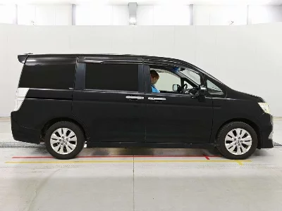 Honda STEPWGN SPADA